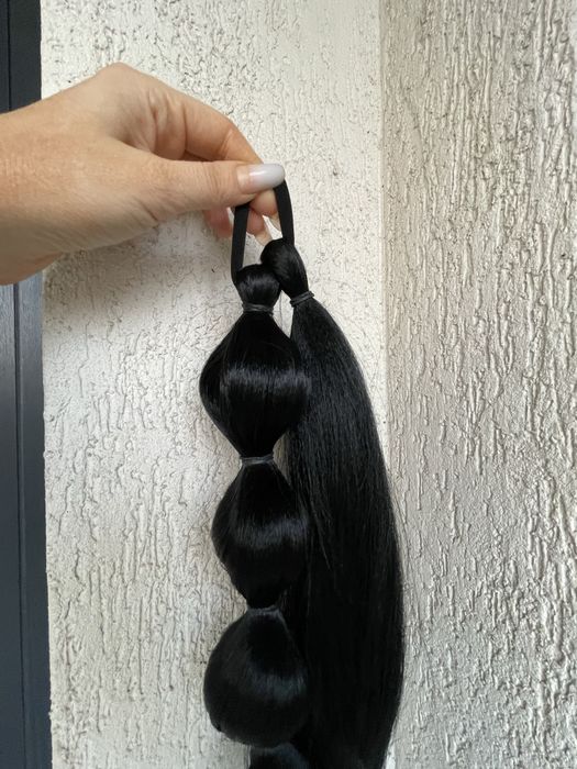 Coada de par lunga  bruneta eleganta