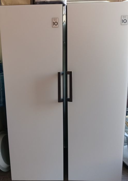 Продается дёшево 2 в 1 холодильник, морозильник в комплекте