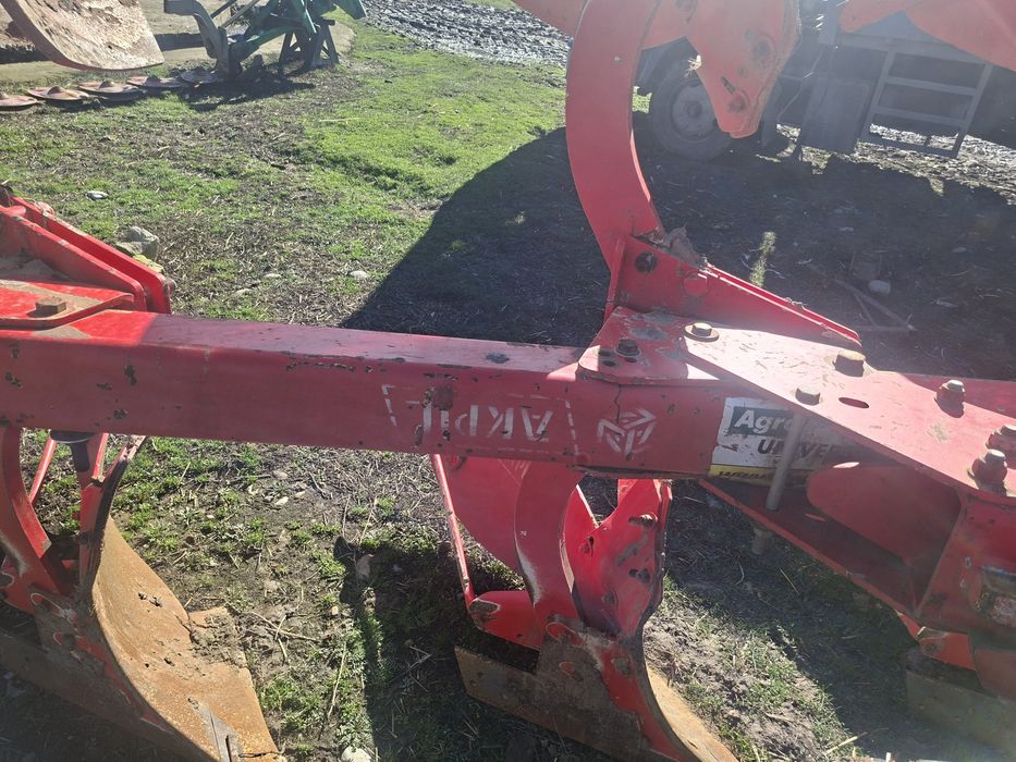 Plug Revesibil 4 brazde