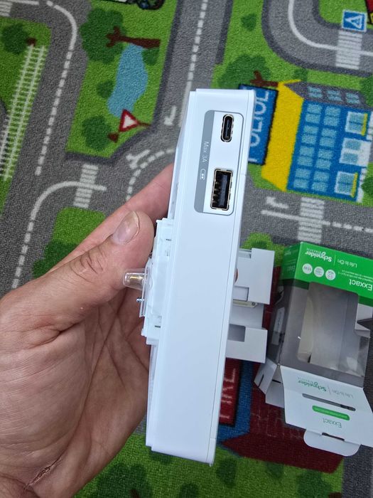 Priza SCHNEIDER DUBLA cu usb și usb Type C, ORIGINAL Suedia