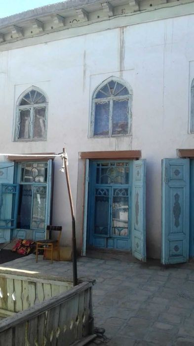 Эски шахар худудидаги уй сотилади.
