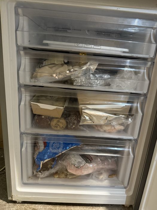 Холодильник HAIER