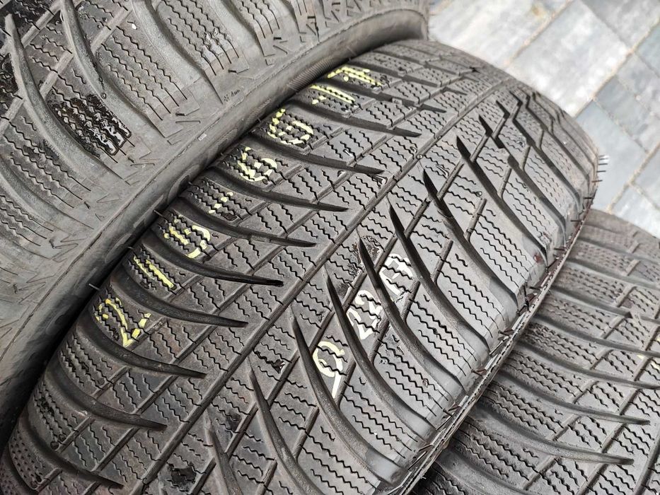 Set anvelope iarna 215/65/17,215 65 R17 17 Bridgestone cu montaj