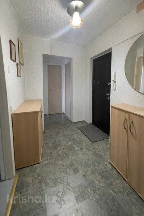 Продам 2 ком в 5 мкр