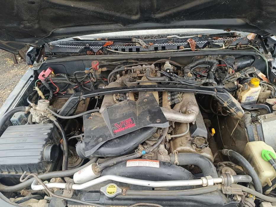 Dezmembrez Suzuki Vitara 2.0 v6 /1.6b fabr 1990-2000