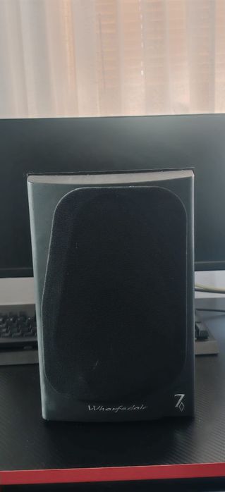 O boxă wharfedale diamonds 7