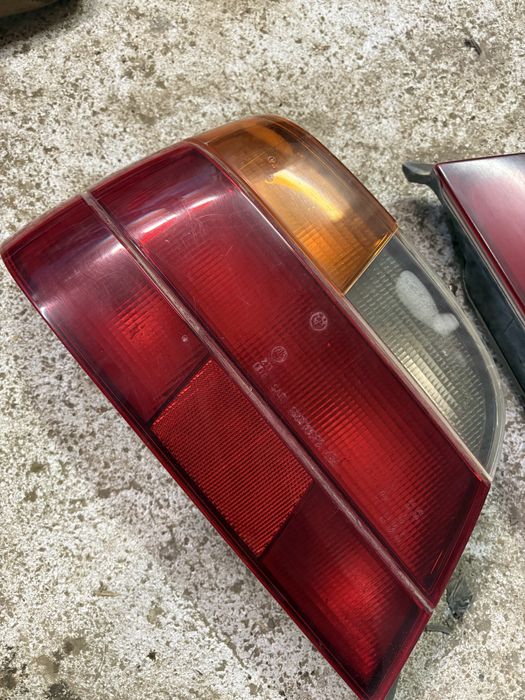 Продам задний фонари бмв е38