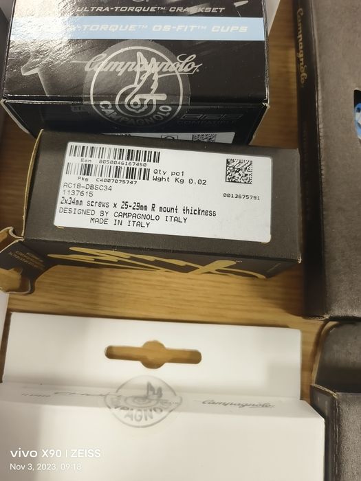 Campagnolo Chorus Groupset 2x12-speed -Hydraulic Disc Brake-Flat Mount