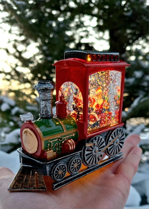 Новогодние игрушки