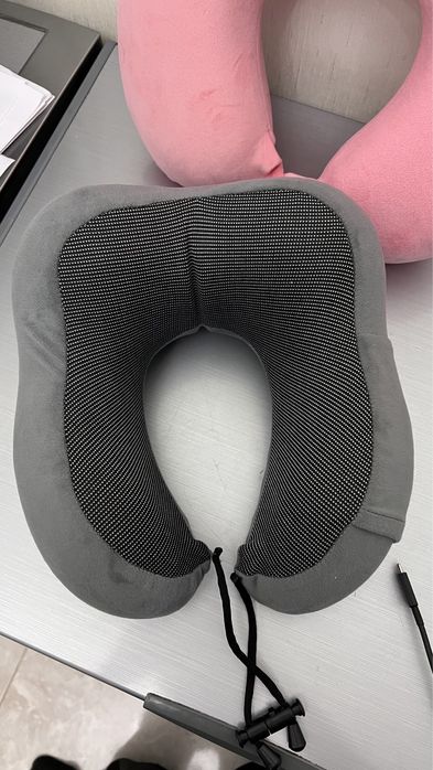 Подушка для самолета в иделаьном состянии