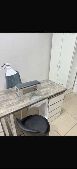 Стол для маникюра