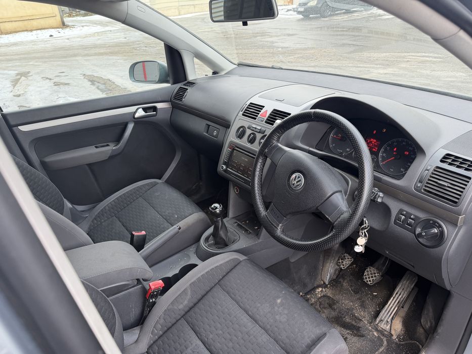 Volkswagen Touran 1.9 Diesel 2009 7 Locuri Facelfit  UK