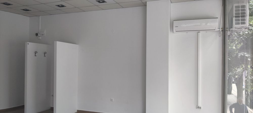 Дава се под наем Магазин в Благоевград, Идеален център - 34 кв.м за 357 € - Снимка #6
