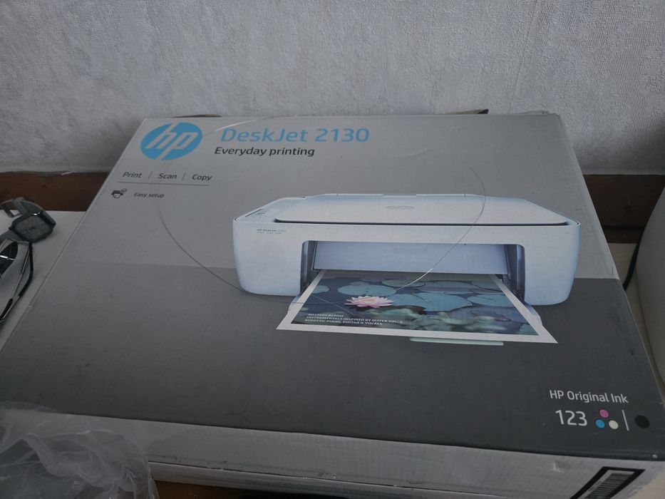 Цветной принтер Hp Deskjet 2130