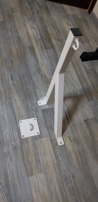 Кронштейн для боксерского мешка