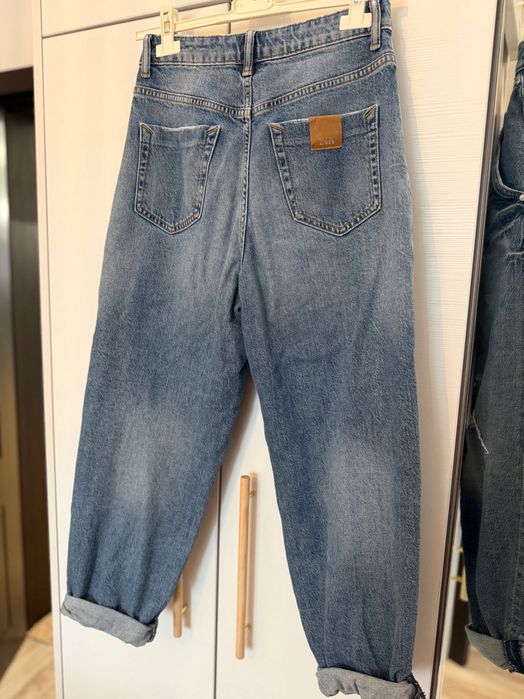 Дънки на ZARA и H&M