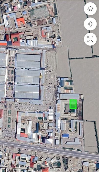 Иппадромда бозорни олдида бино сотилади