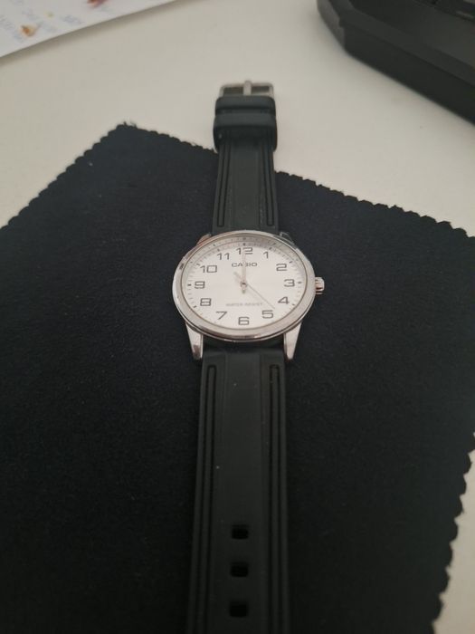 Ceas casio de ocazie ca nou