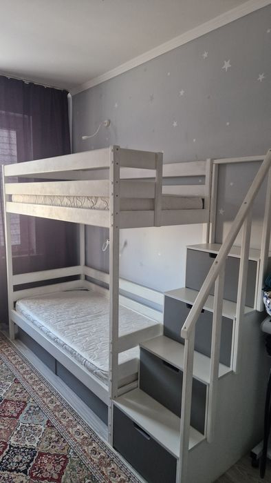 Кровать двухярусная