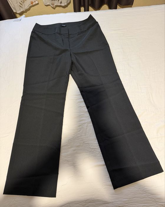 Дамски панталони. Нови-29лв..