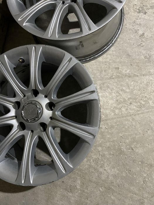 Продам диски на бмв или камри 30
