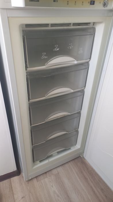 Продам морозильник Атлант, в отличном состоянии.
