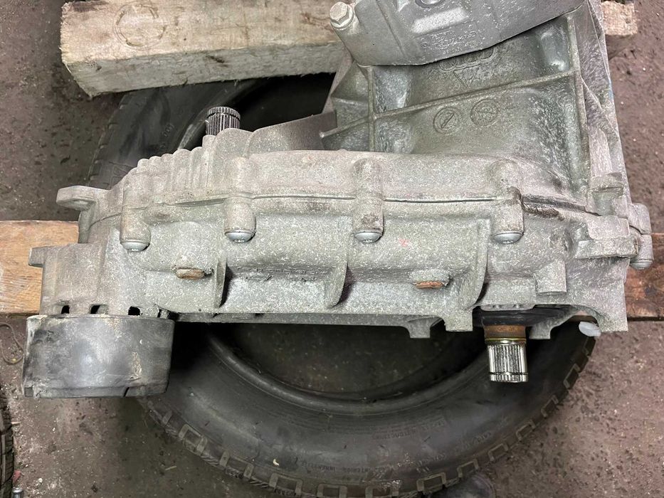 Продавам Раздатка OBU341011Q Porsche Cayenne 3.0D 92A/EG22/2012