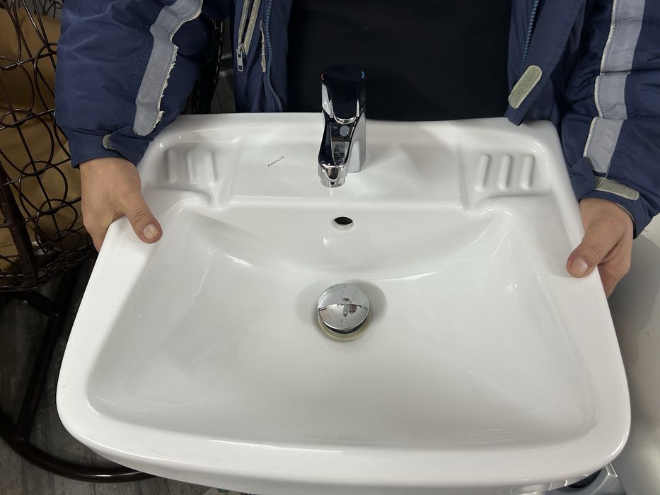 Комплект за баня - мивка, смесител и сифон