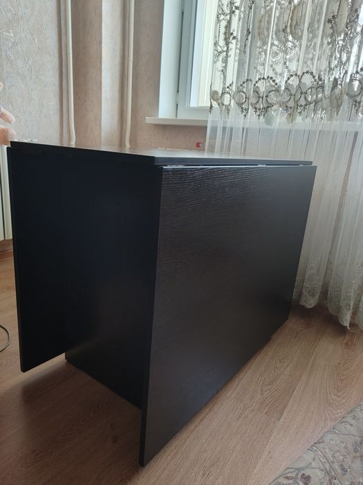 Обеденный  Стол.