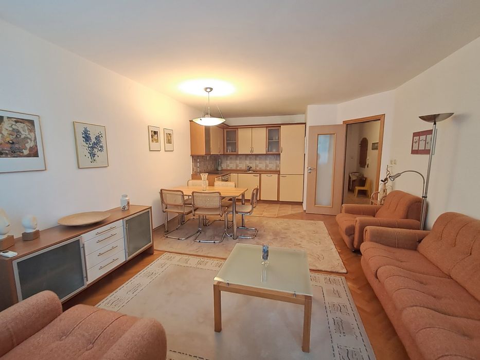 Дава се под наем Тристаен апартамент в Варна, Генералите - 88 кв.м за 816 € - Снимка #1