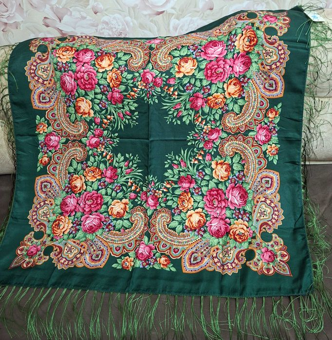 Платок русский народный с бахрамой 90х90