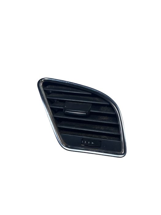 Grila De Ventilatie Laterala Dreapta Fata Audi A5/S5 8T3 2007 - 2017 8