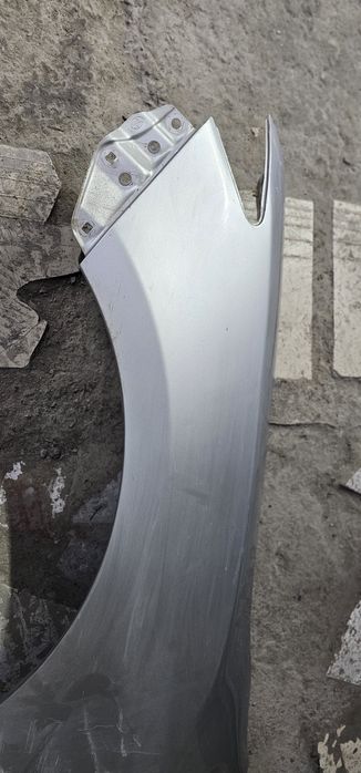 Продам оригинал левое крыло Toyota camry 55 две штук в хорошем состоян