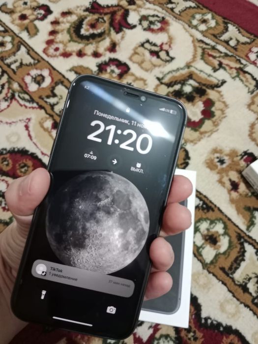 Iphone 11 в отличном состоянии