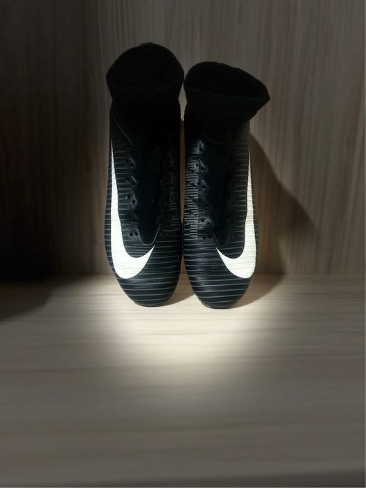 Бутонки nike mercurial