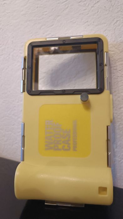 Подводный чехол для телефона