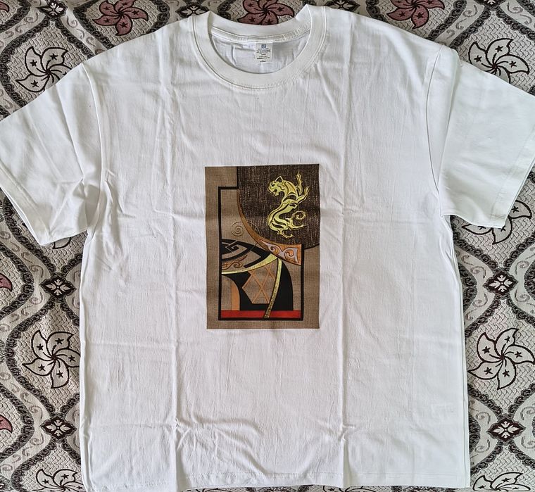 Футболки женские