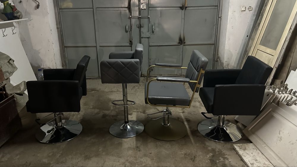 Кресла для салона в хорошем состояний, общая стоймость за 4 кресла 70