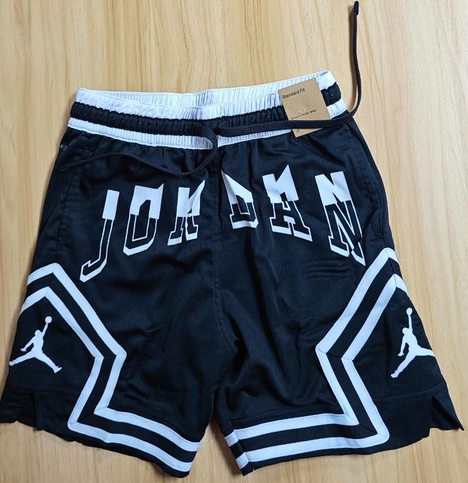 Pantaloni Jordan noi marimea xs