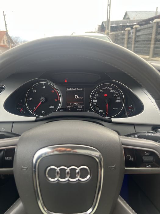 Vând audi a4 b8 2.0tdi