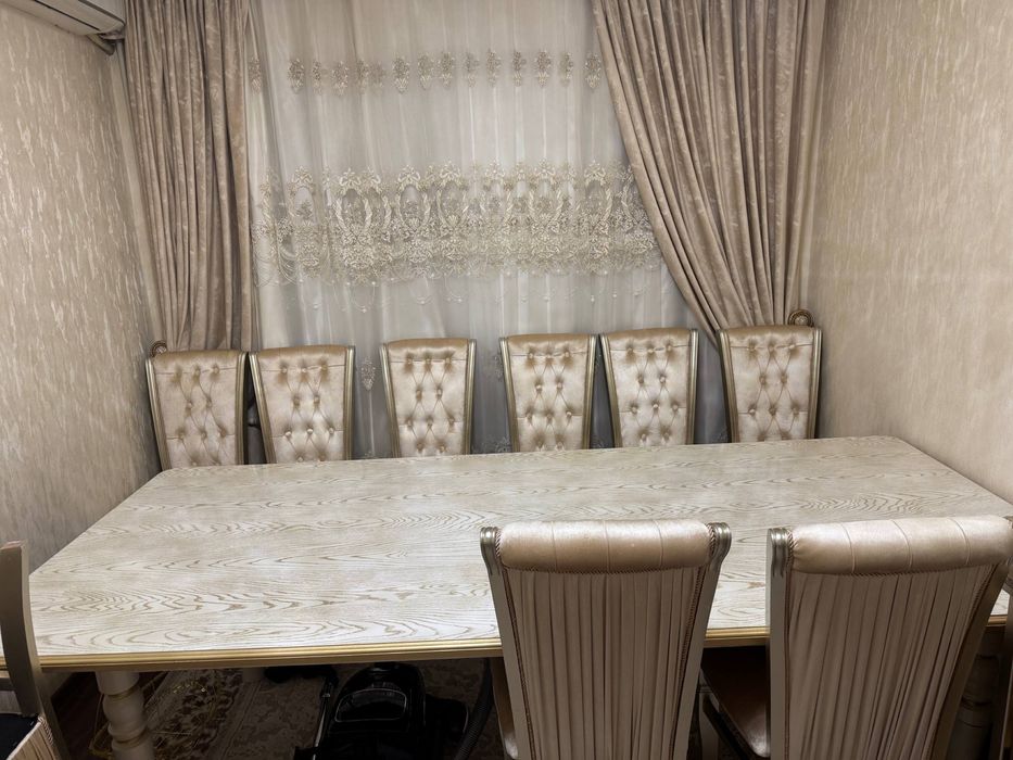 Срочно!!! Продается готовая мебель стол стул 12 мест