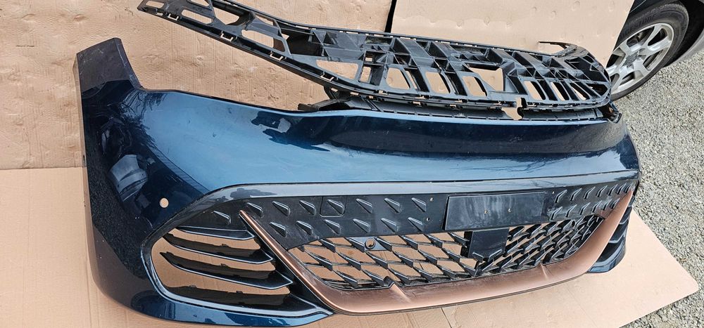 Bara fata Seat Cupra Born 2021 / 2022 2023