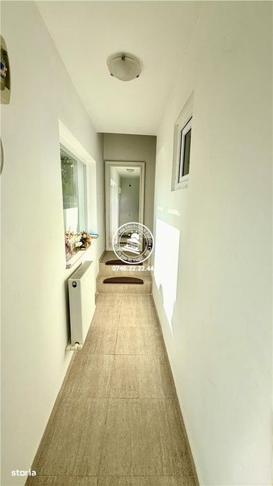 Vilă tip Duplex în Popricani • 5 Camere • Teren 460 mp
