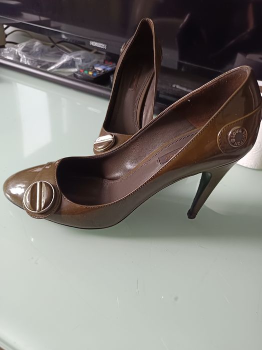 Pantofi Louis Vuitton 38