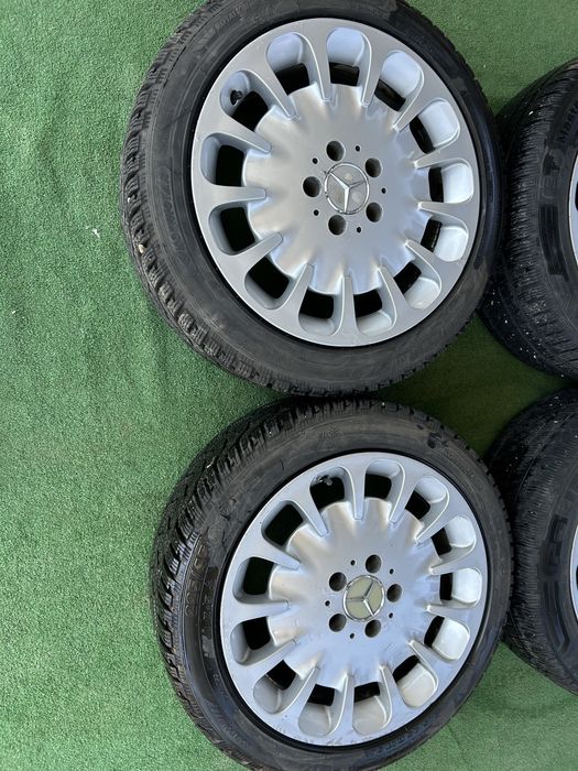 5х112 17 оргинални mercedes ET 38 със зимни гуми