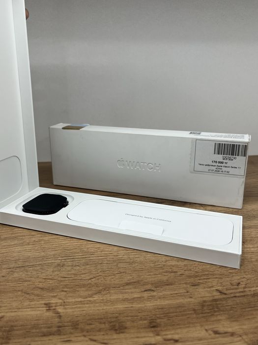 Продам Apple Watch 11 42mm