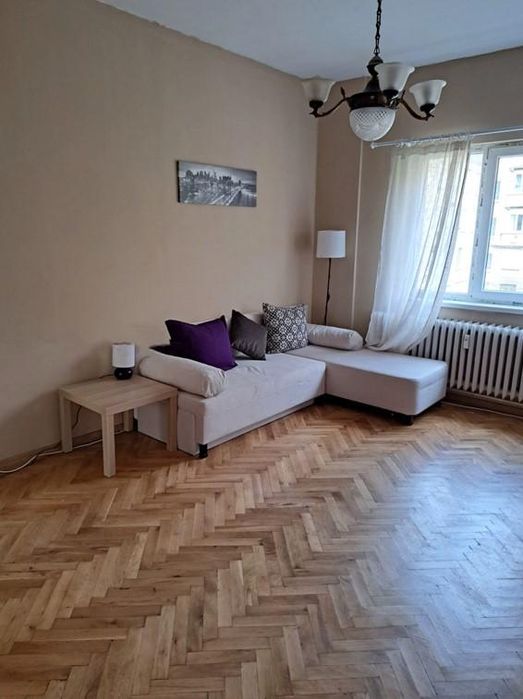 Дава се под наем Едностаен апартамент в София, Център - 50 кв.м за 440 € - Снимка #1