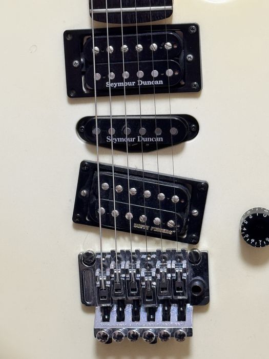 Chitara electrica Kramer Focus 6000