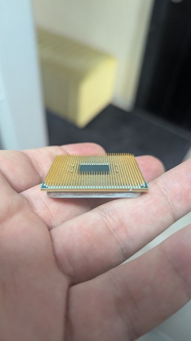 Процесор AMD 2500x