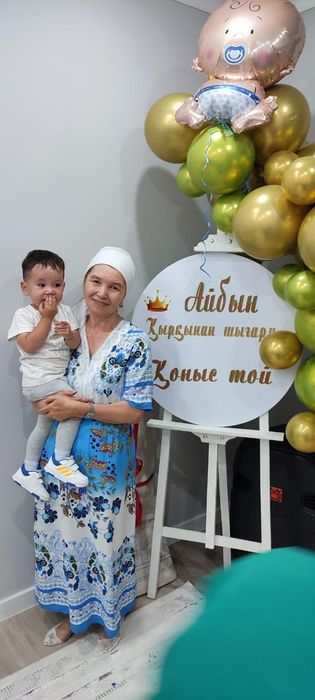 Сдам на сутки мольберт.